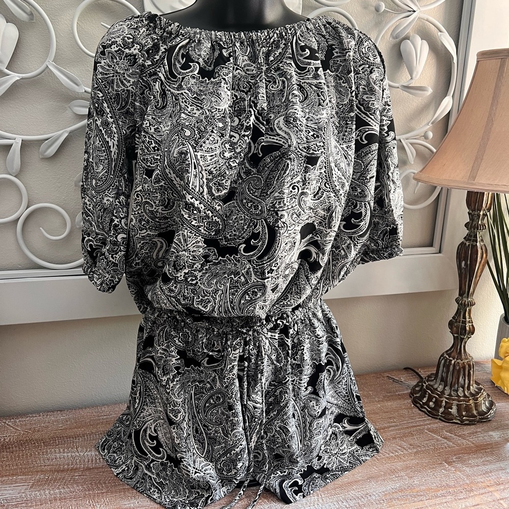 NWT Elan black and white drawstring shorts jumpsuit